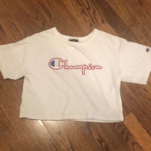 XS cropped champion white tee shirt.